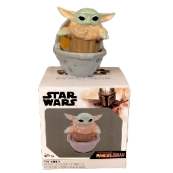 Star Wars Other - Star Wars Mandalorian The Child Stacked Salt & Pepper Shakers